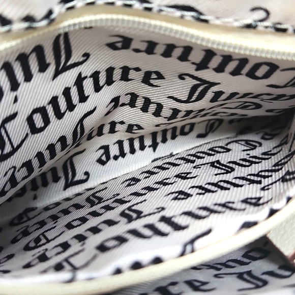 New! Juicy Couture Cream Heart Crossbody Bag - Picture 13 of 16